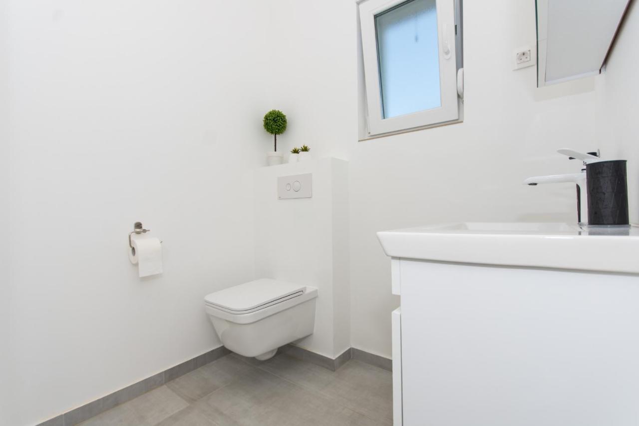 Apartment Julia Трогир Экстерьер фото